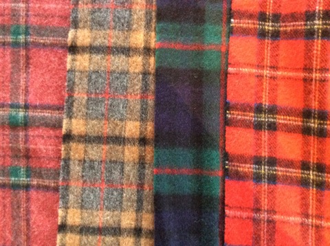 100% lamswol uit Ierland in diverse ruiten