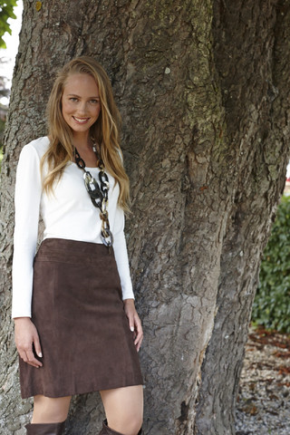 Little brown skirt  als basis in je garderobe zoals little blackdress..
