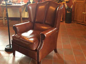 Wing fauteuil met extra steun in de lende