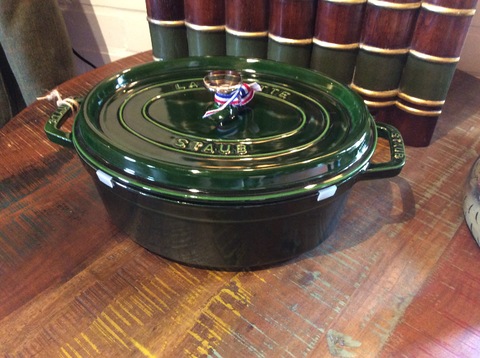 Ovale braadpan in basilicumgroen